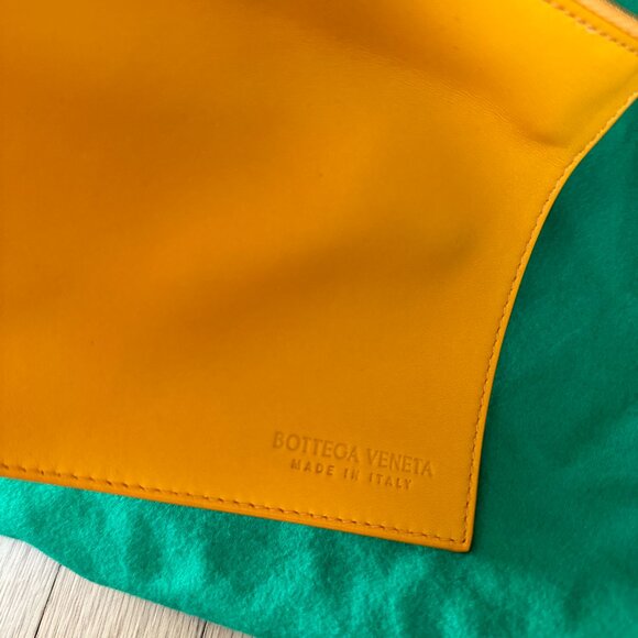 Bottega Veneta Acro Medium Woven Leather Tote - Picture 6 of 12